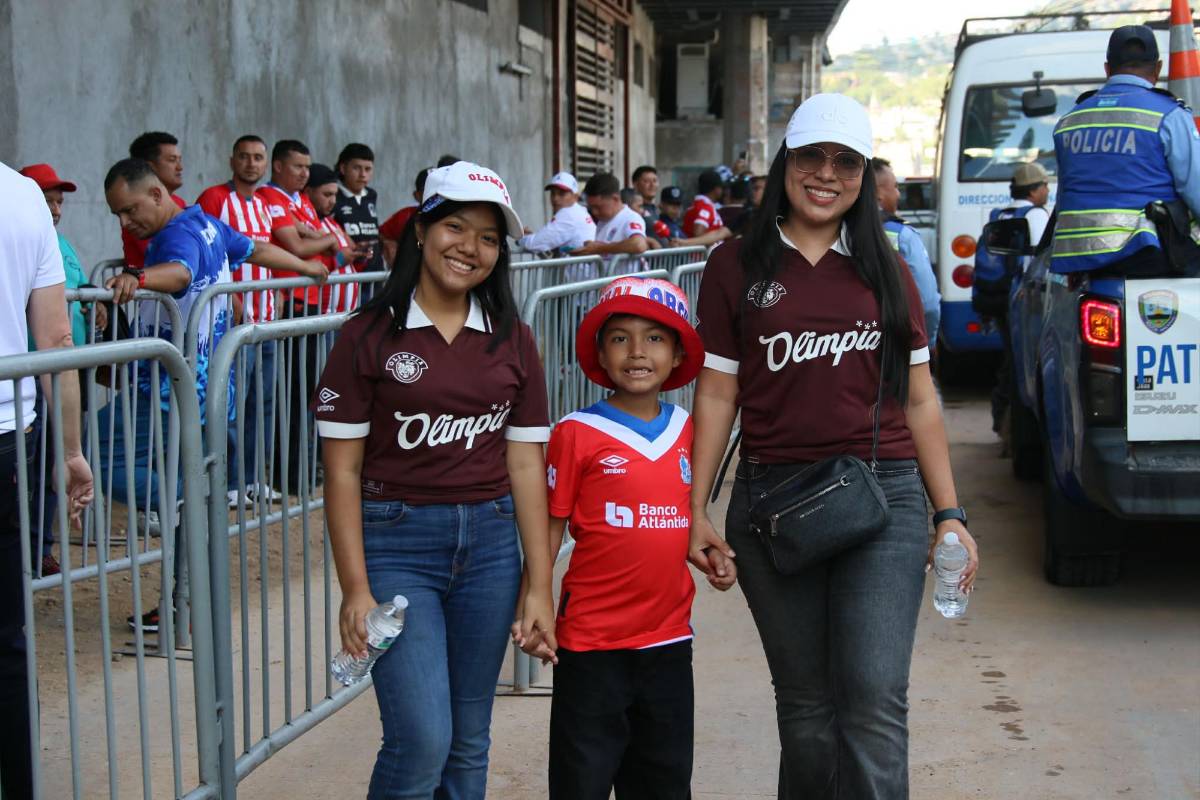 Exjugador sorprende, petición a Bengtson y ambientazo para el Olimpia-Marathón