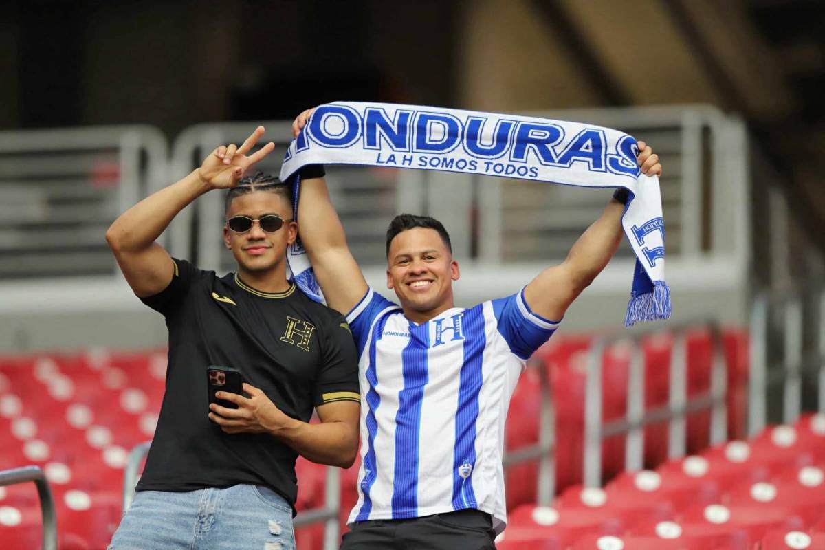 Bellezas en el Panamá-Honduras, periodista cautiva y chica mexicana enamoró
