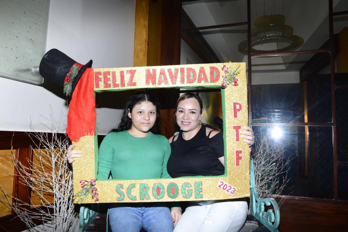 “Scrooge, un cuento de Navidad” ya deleita a los sampedranos