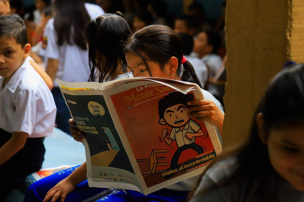 Alumnos de escuela Cabañas aprendieron con fascículos de Mente Sana