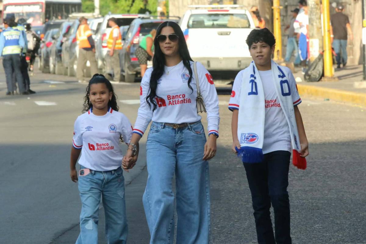 Las bellezas de Supercopa Honduras, aficionada viral del Olimpia y show de Ultra Fiel