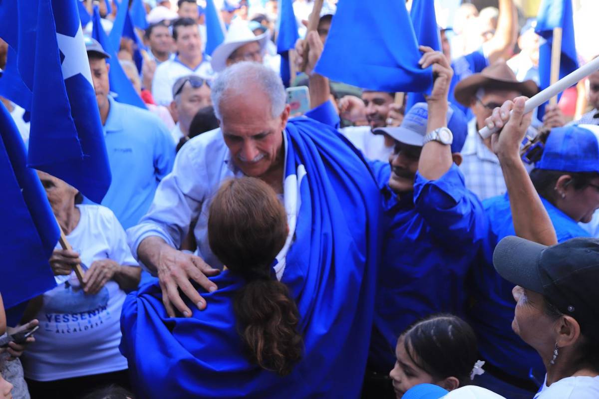 Cierre de campaña de Nasry Asfura en fotos