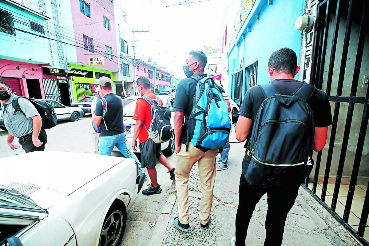 63,900 migrantes cruzaron Honduras rumbo a EUA, triple de 2021