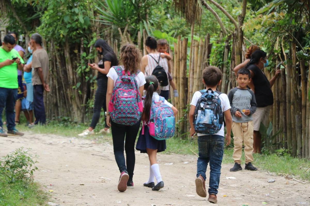 Niños en edad preescolar siguen sin acceso educación en Copán