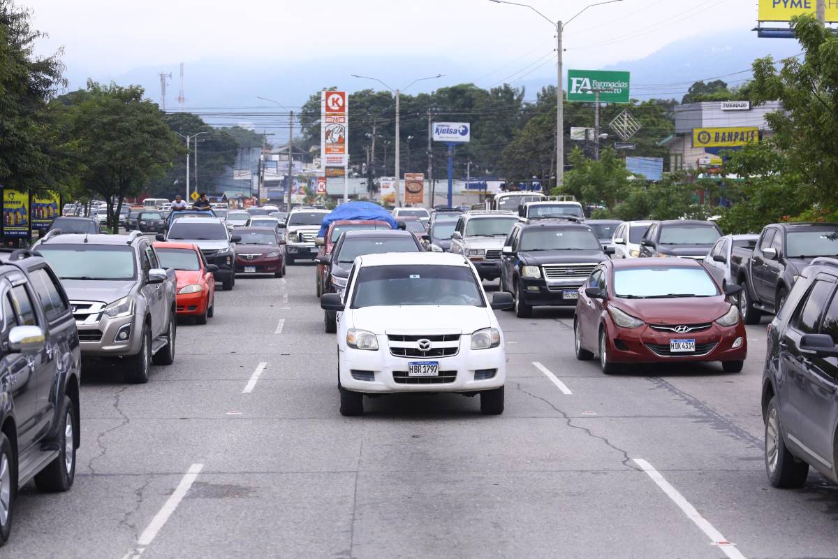 San Pedro Sula y Tegucigalpa, sin soluciones ante caos viales