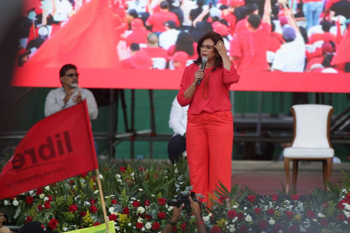 Rixi Moncada afirma fallas en el simulacro del Trep