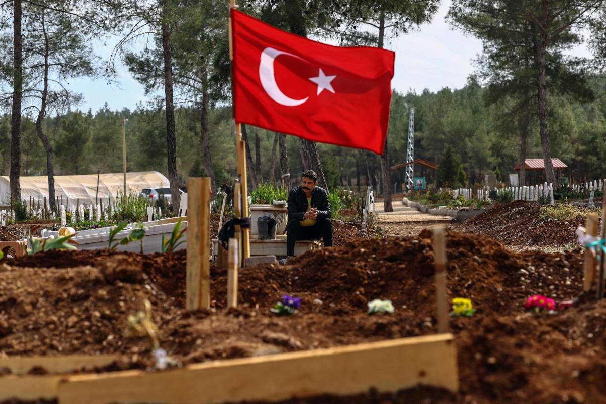 18 muertos por inundaciones en zona de terremoto en Turquía