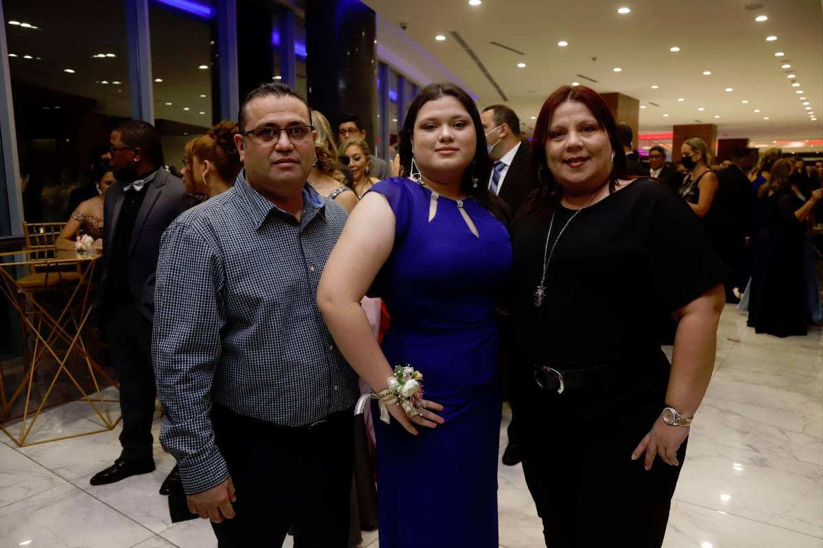 Happy Days & Freedom celebra su “Grad night”