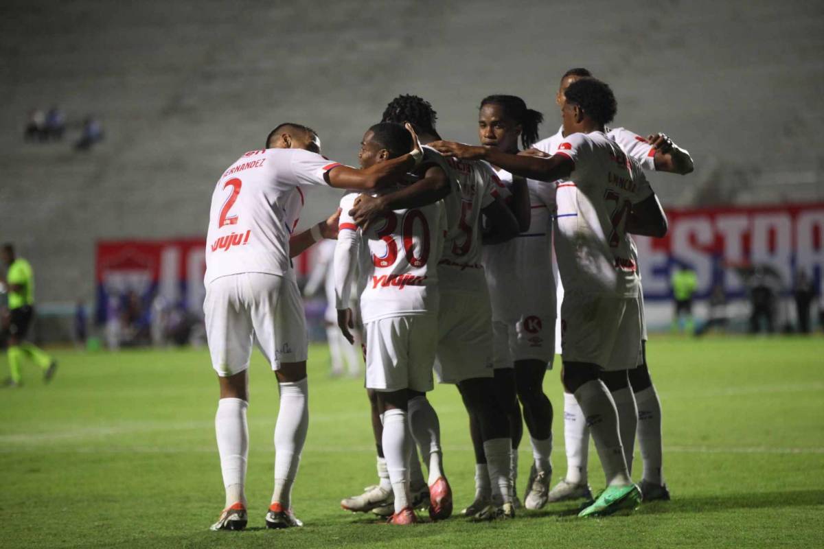 El baile de Olimpia a Estelí, festejos en el Nacional y el oso del Real España