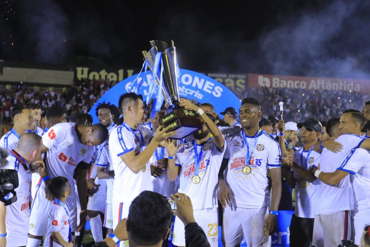 Llegó la 35: Olimpia barre al Motagua y es campeón de Honduras