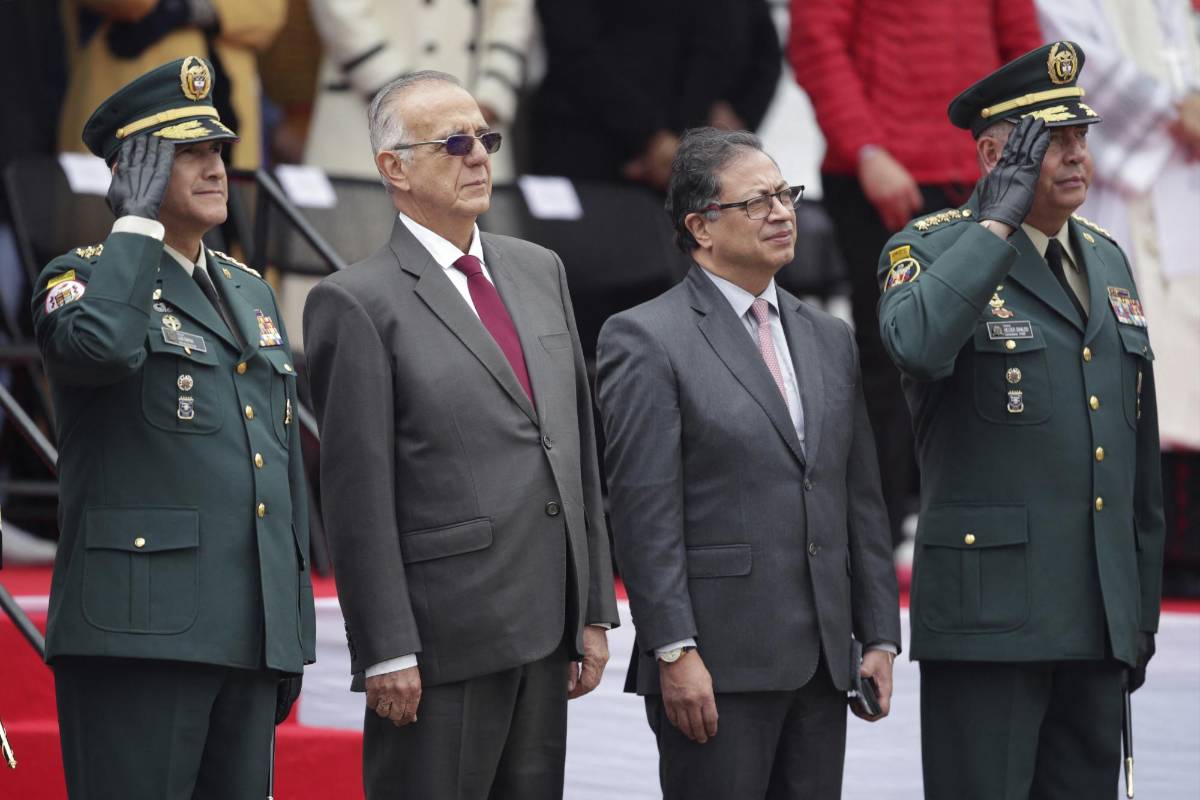 Gustavo Petro ordena instalar embajada colombiana en territorio palestino