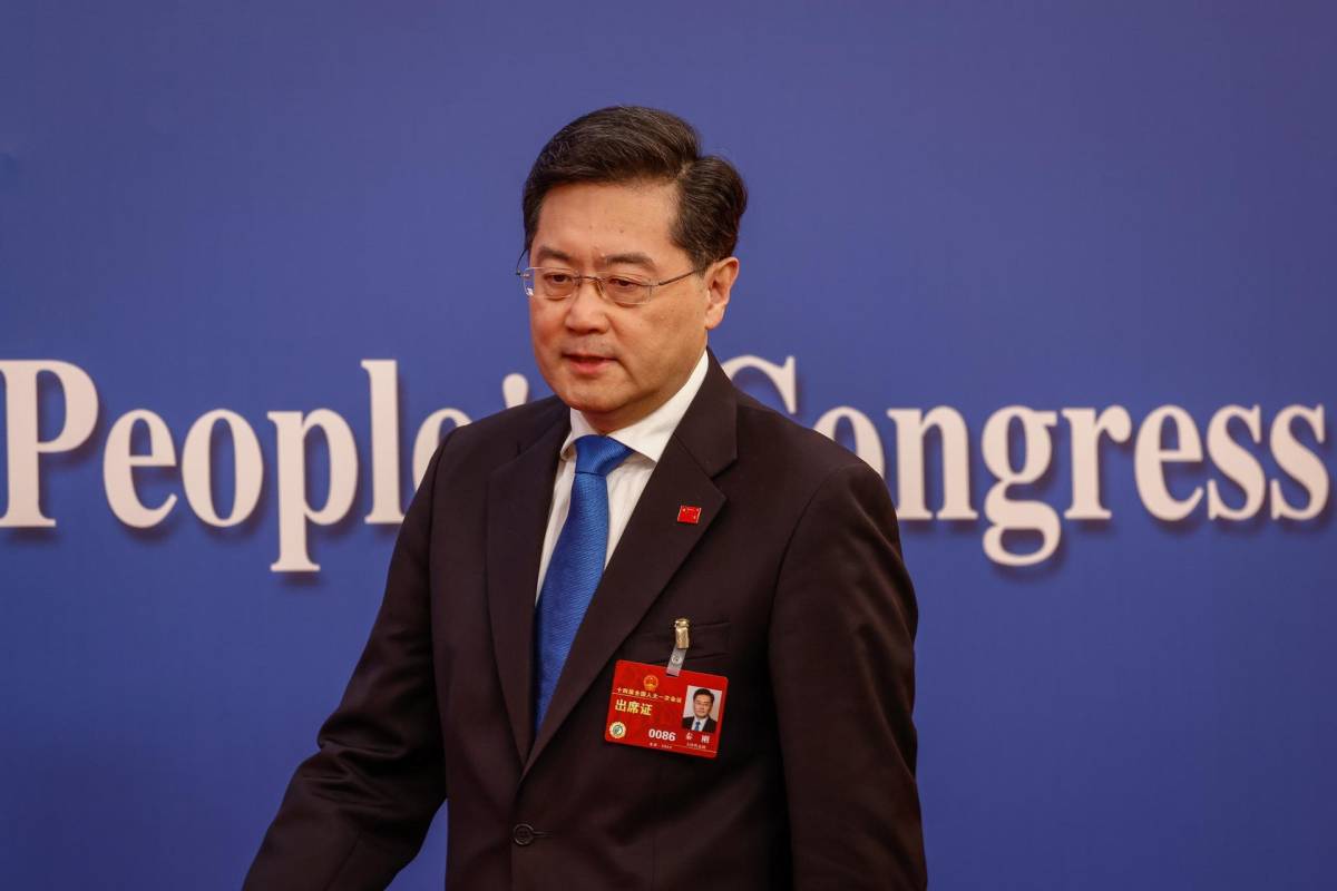 Pekín acusa a EEUU de crear crisis para “contener” a China