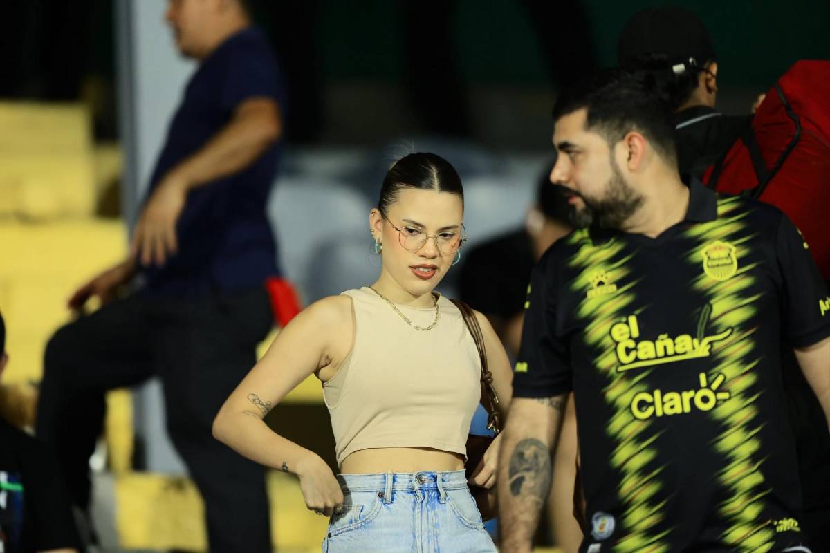 Las chicas del Real España vs Olimpia: bellezas roban suspiros en el clásico