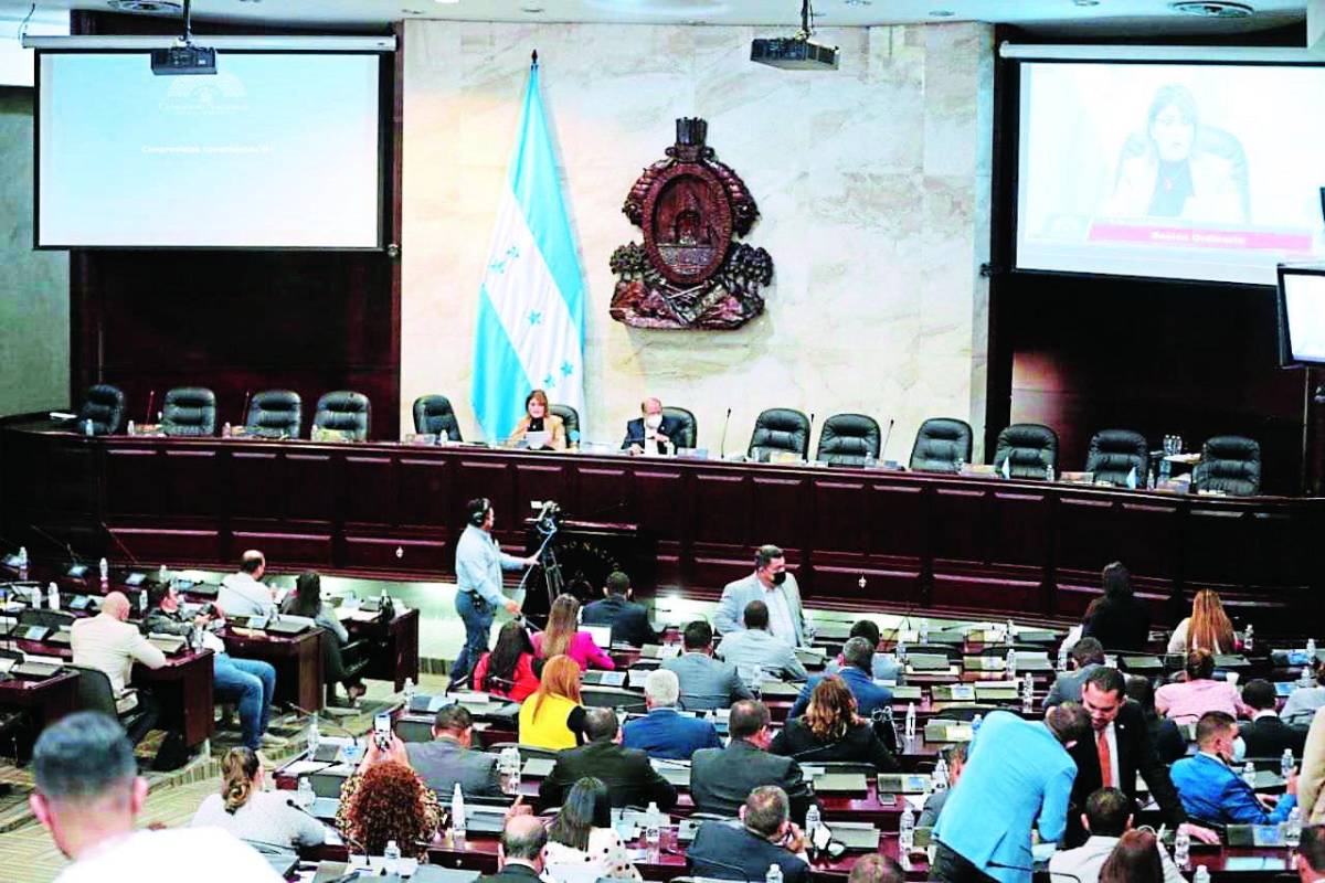 Por denuncias, listado final de candidatos a Corte estará listo el 23