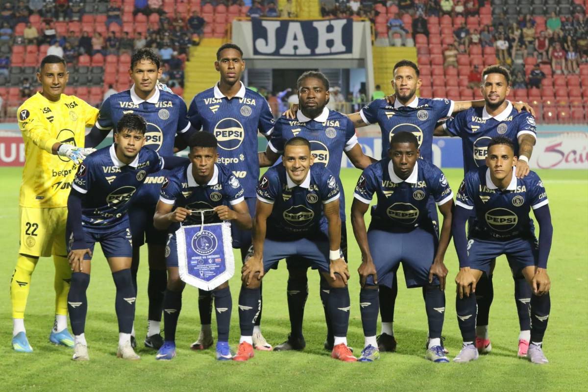 Insólito percance, el jeque, mala noticia en Motagua y villano