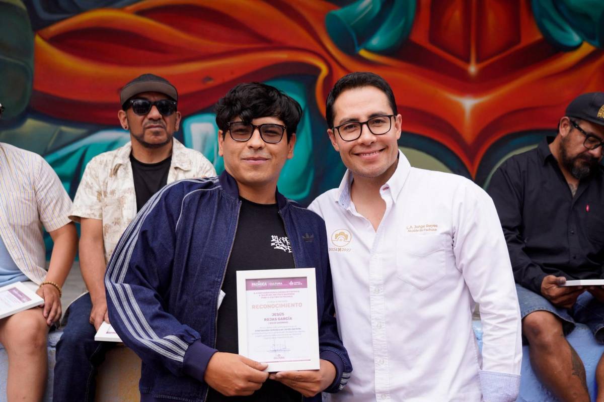 Alcalde amenaza a empleados si no le dan like a sus publicaciones