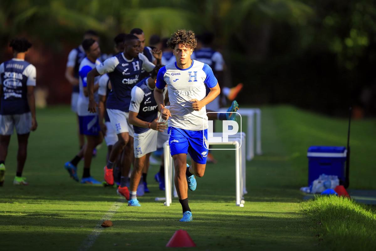 Ángel Tejeda es uno de los delanteros convocados a la selección catracha.