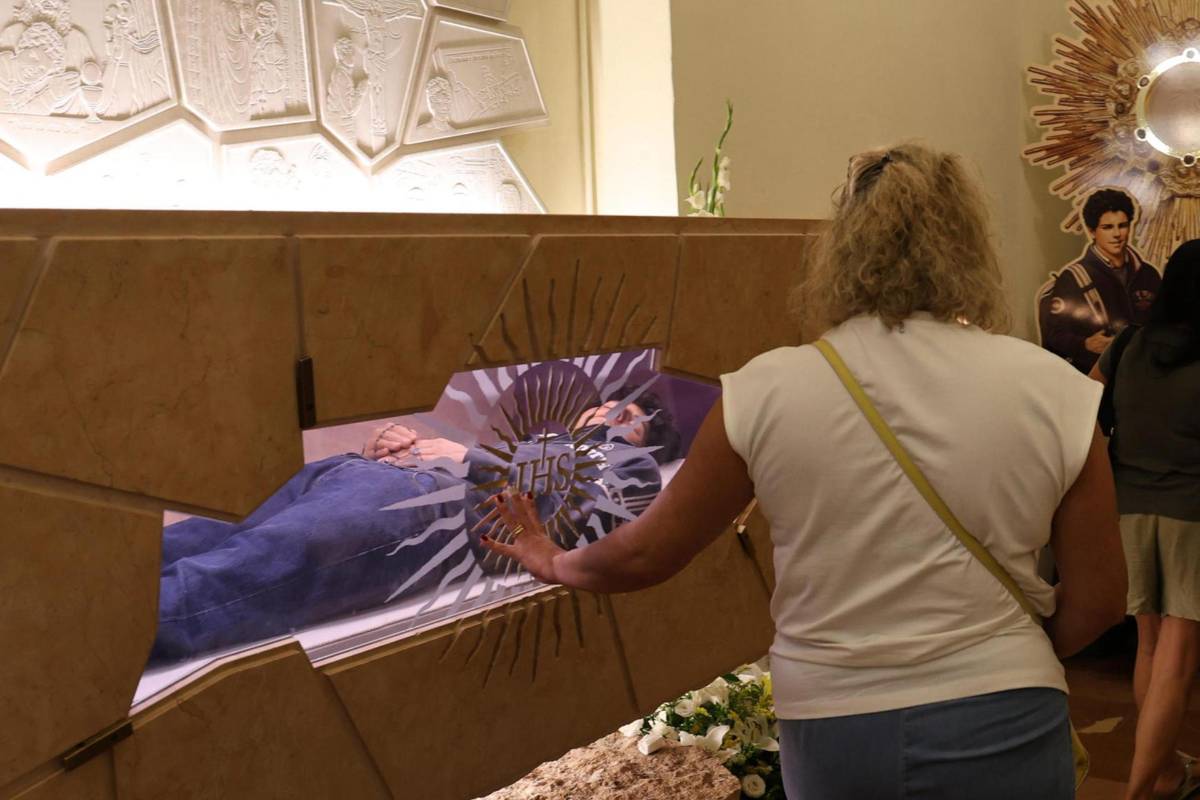 ¿Quién fue Carlo Acutis, el primer “santo milenial” canonizado por el Papa?