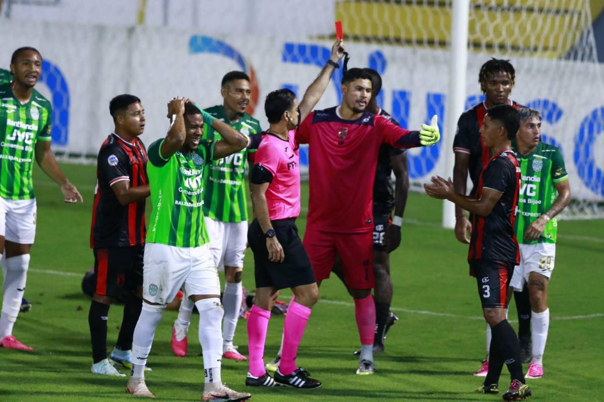La polémica que reclamó Marathón vs Independiente, primera expulsión y lindas chicas