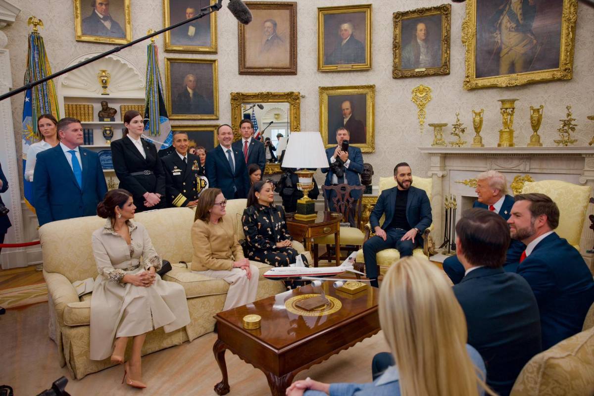 Las imágenes del encuentro entre Trump y Bukele en la Casa Blanca