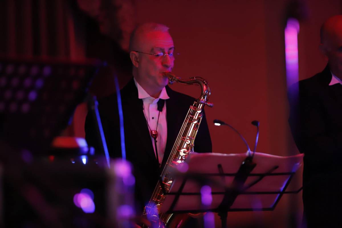 Una noche llena de romanticismo con Los Galos de Chile