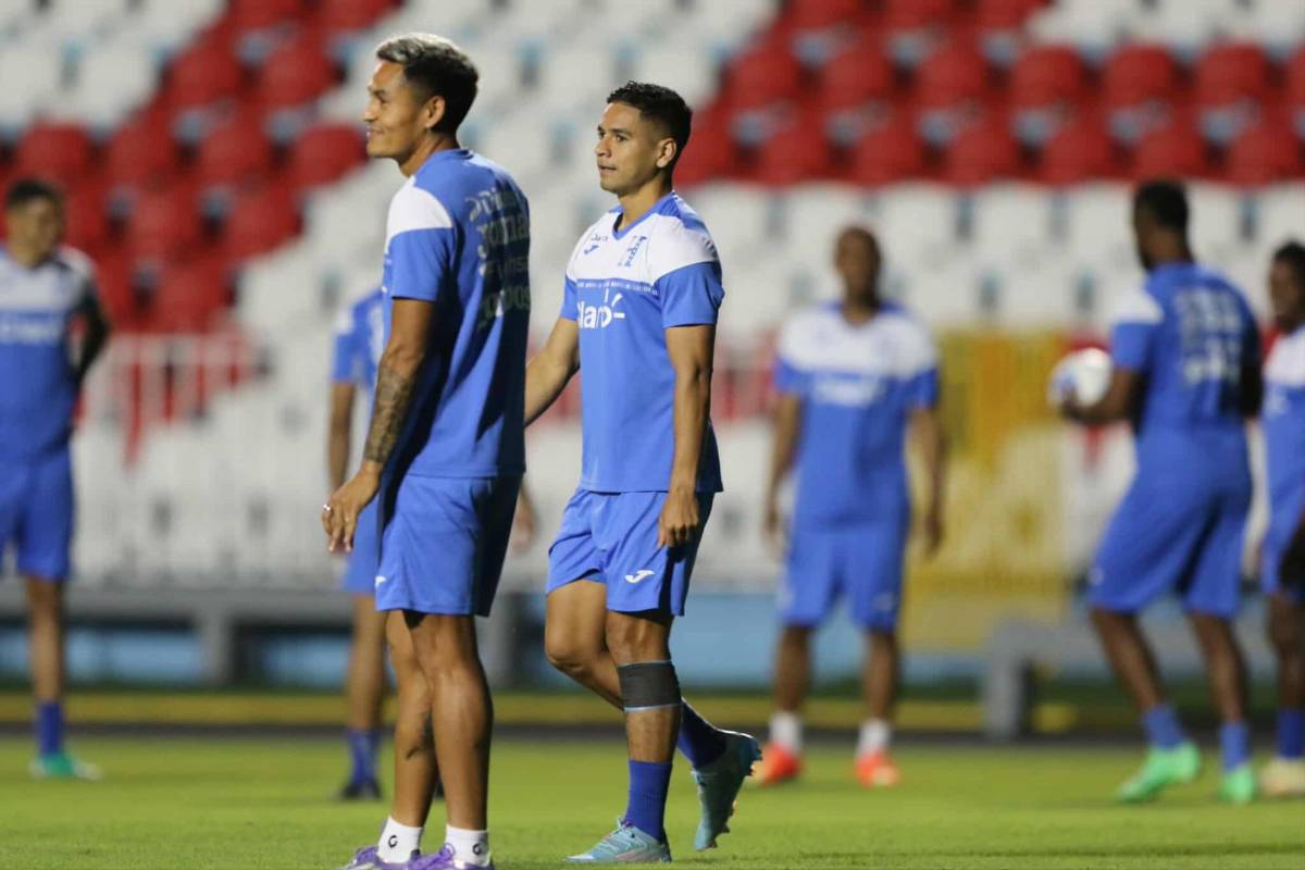 Honduras ya piensa en Nicaragua: 'lujos' de Palma, bromas y así fue el entreno