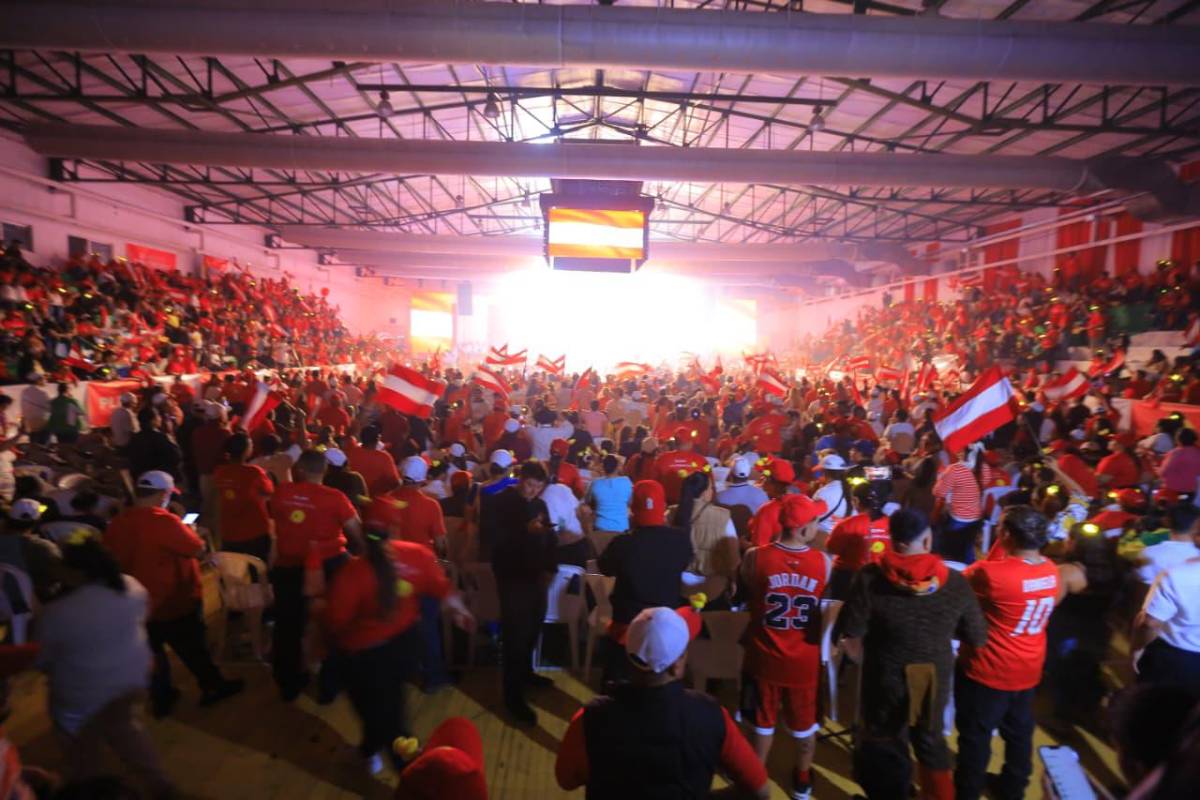 Fotos del cierre de campaña de Contreras y Nasralla en SPS