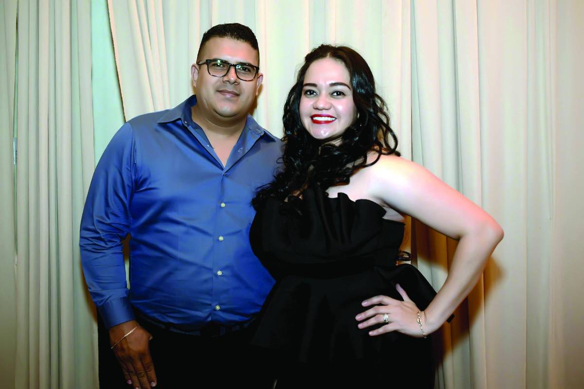 Edwin y Merari contraen matrimonio civil rodeados de amor