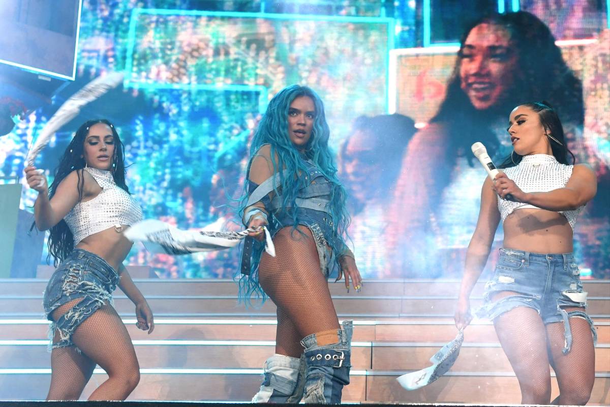 Karol G sacudió la principal tarima de Coachella