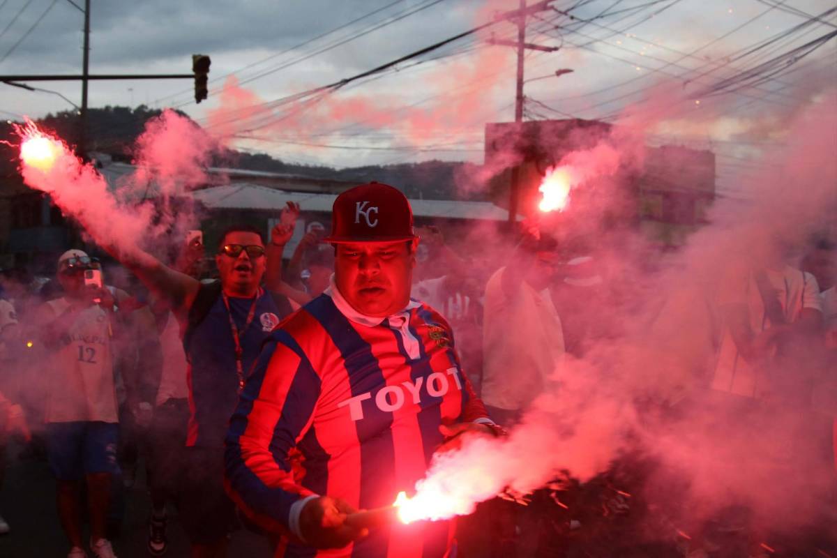 Las bellezas de Supercopa Honduras, aficionada viral del Olimpia y show de Ultra Fiel