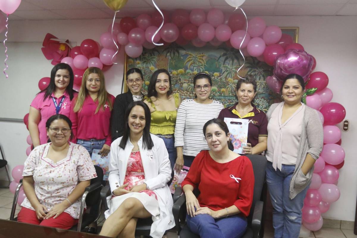 Imparten charla magistral sobre prevención del cáncer de mama