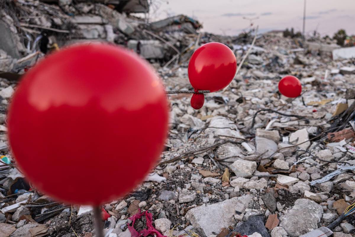 Las autoridades turcas no han oficializado el número de niños fallecidos en el terremoto.