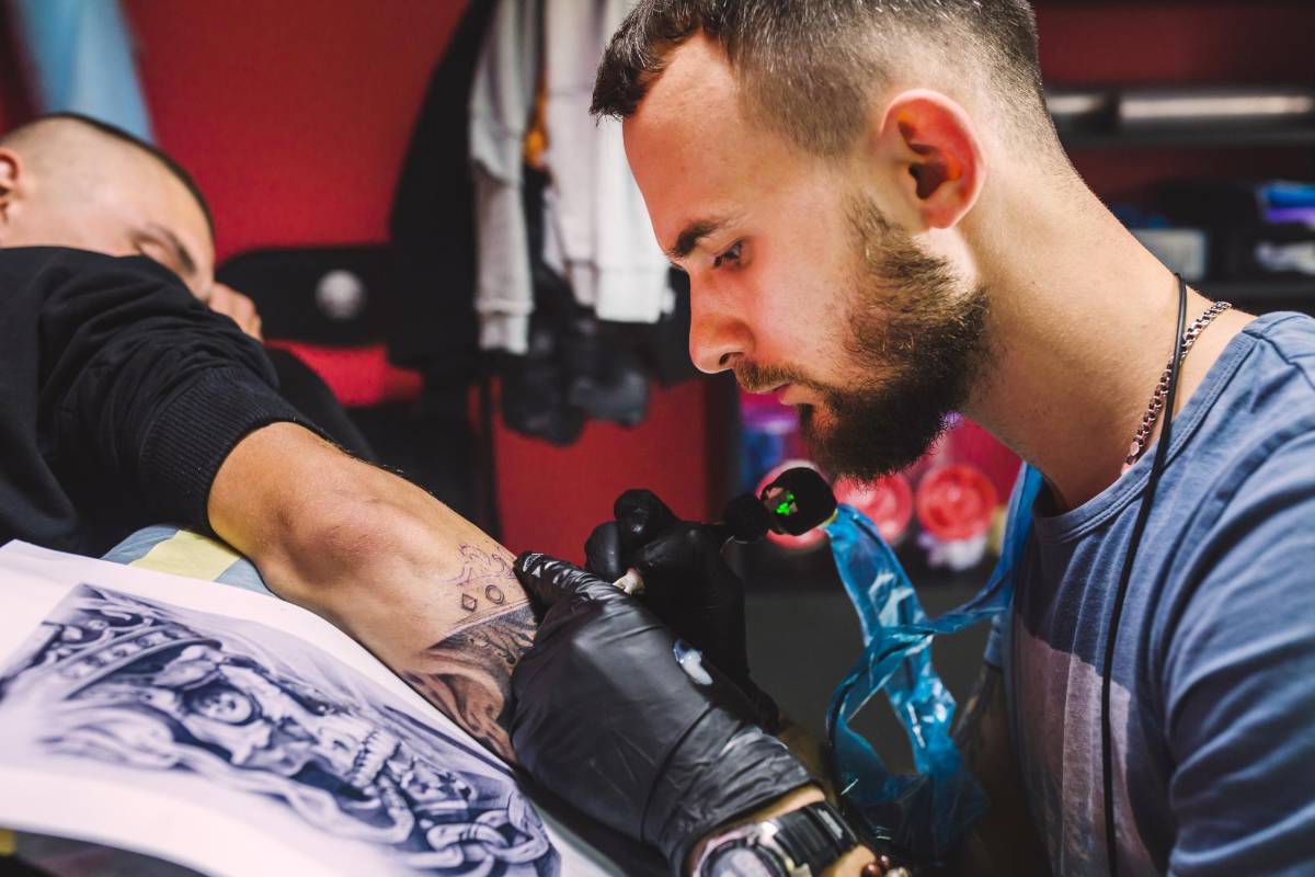 ¿Piensa tatuarse? Estos aspectos debe considerar