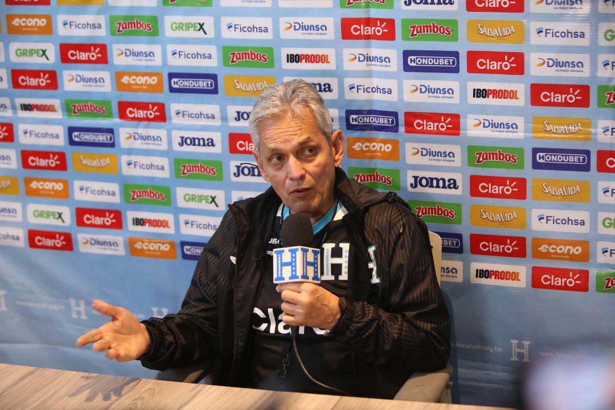 Reinaldo Rueda durante la rueda de prensa.