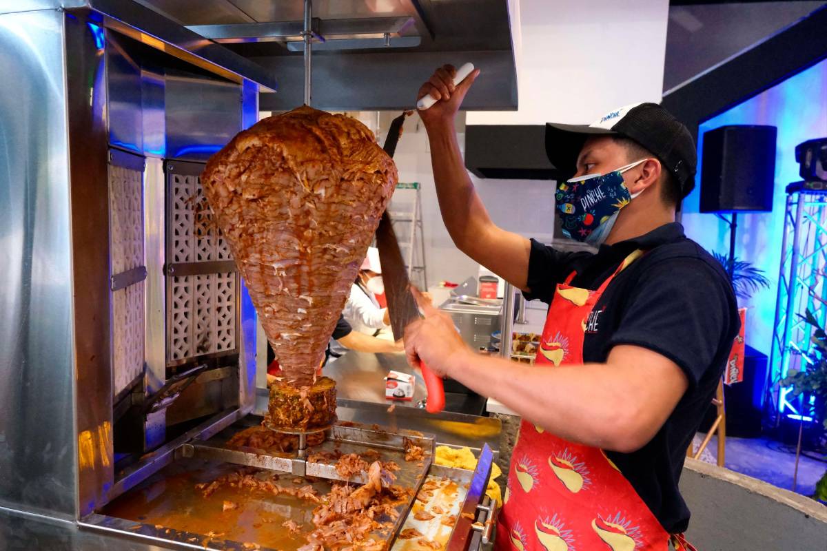 Cóctel por la inauguración  de El Pinche