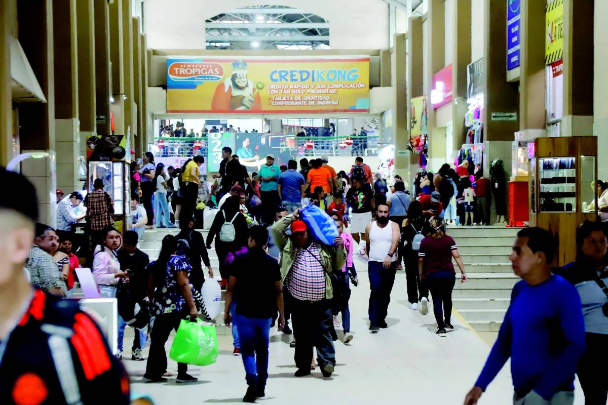 El IHTT advierte sobre sanciones a quienes le aumenten al pasaje.