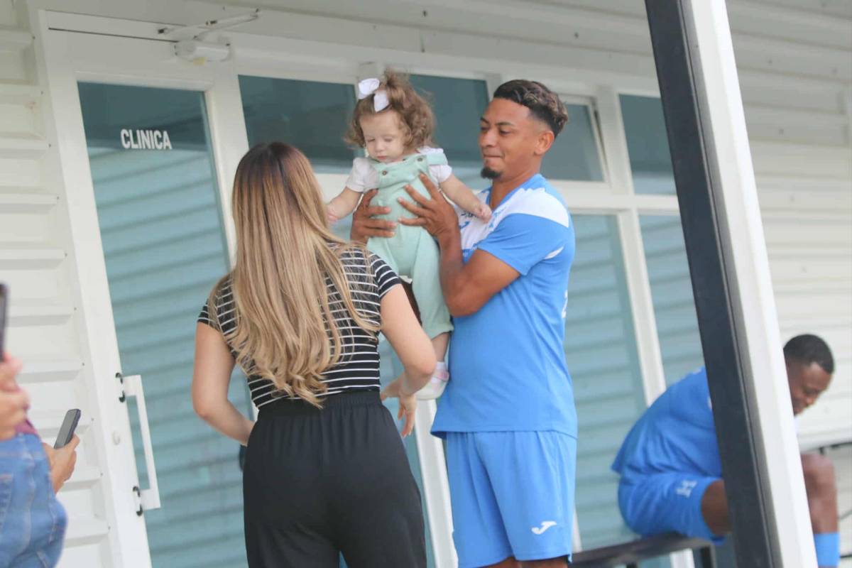 Último entreno de Honduras: bebé enamoró a Vega y Rueda; Edrick puso el ambiente