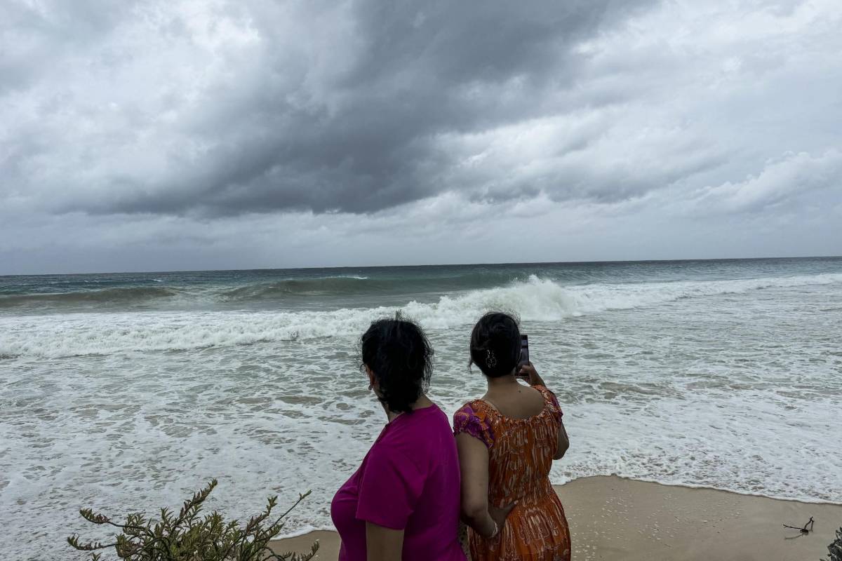 El huracán Beryl se intensifica antes de llegar a las Islas de Barlovento