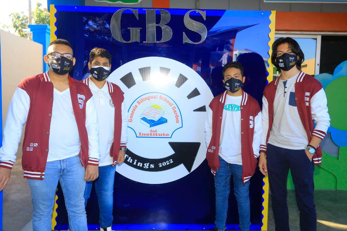 Algarabía por los nuevos bachilleres