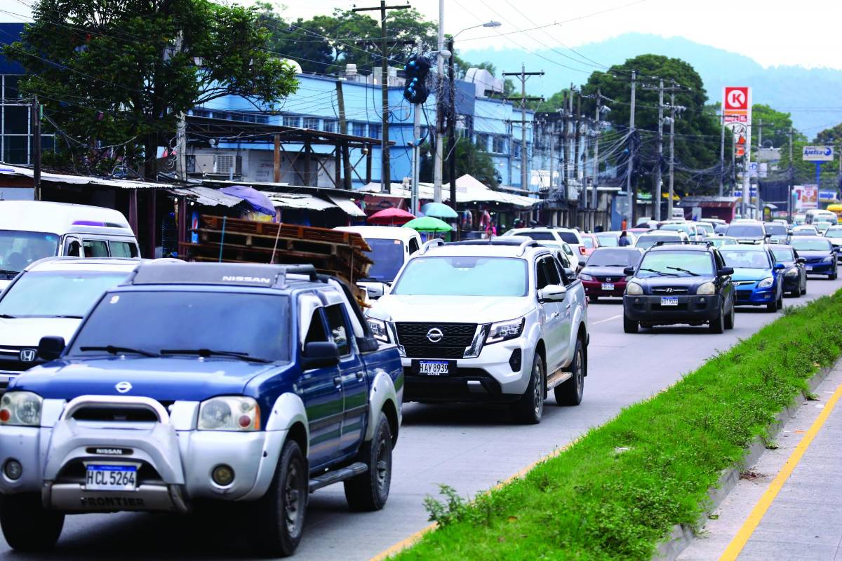 A diferencia del bulevar del este y sur, en el norte hay tráfico las 24 horas del día.