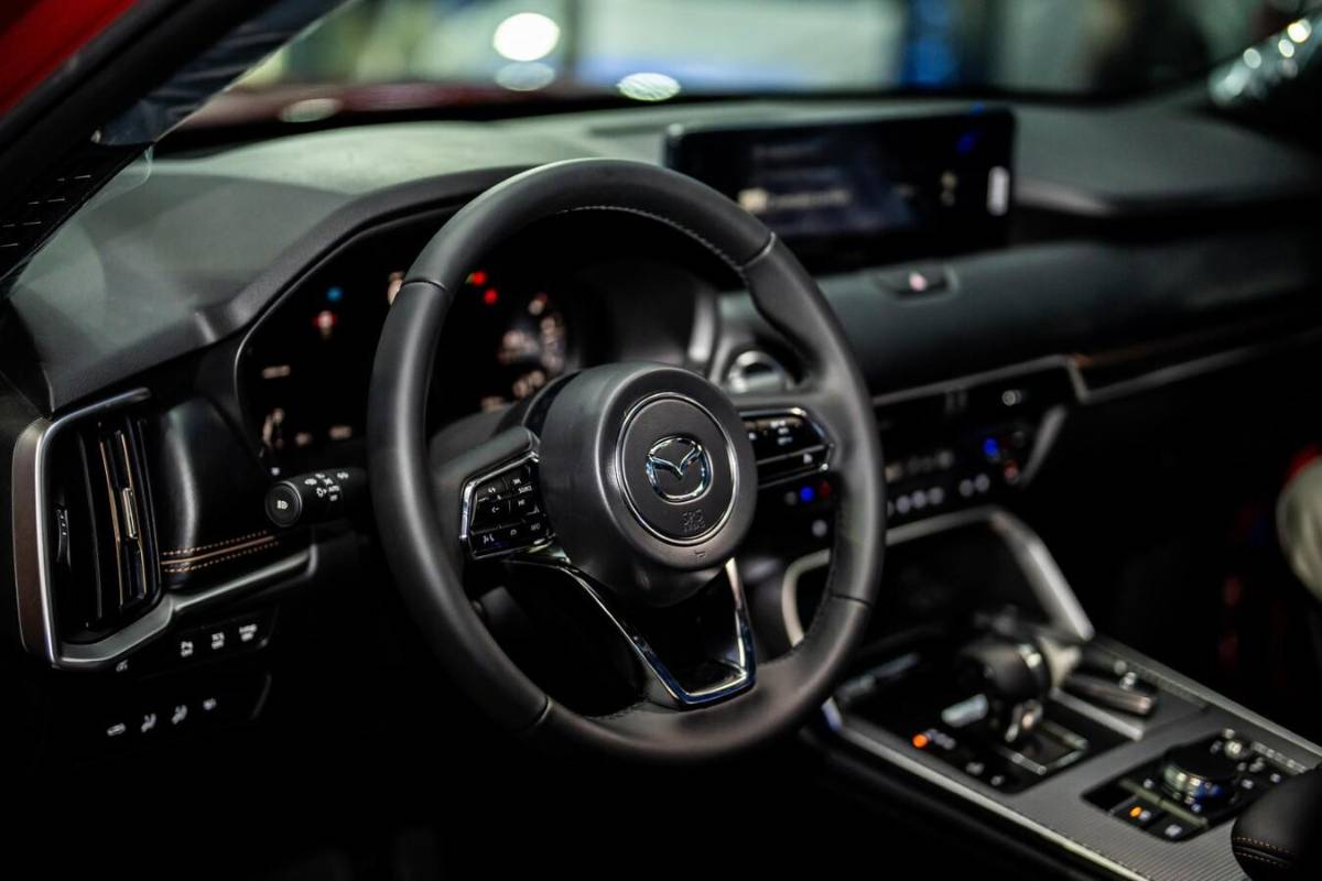 Ambas camionetas encapsulan la esencia misma del compromiso inquebrantable de Mazda con la vanguardia y la evolución en la industria automotriz.