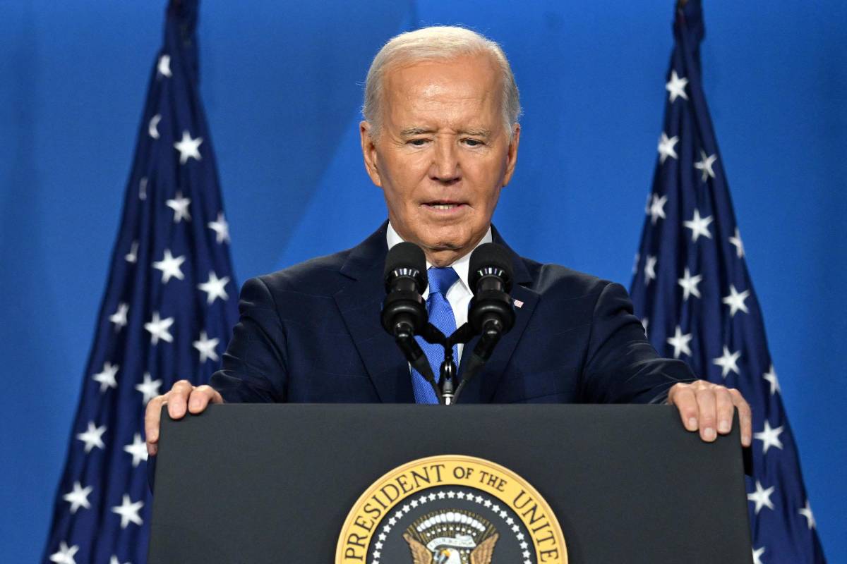 Biden, un presidente obstinado al que solo le frenó el peso de la edad