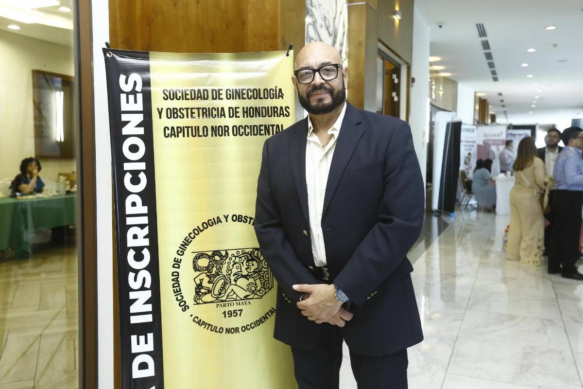 Rinden homenaje al Dr. Juan Carlos Ordóñez