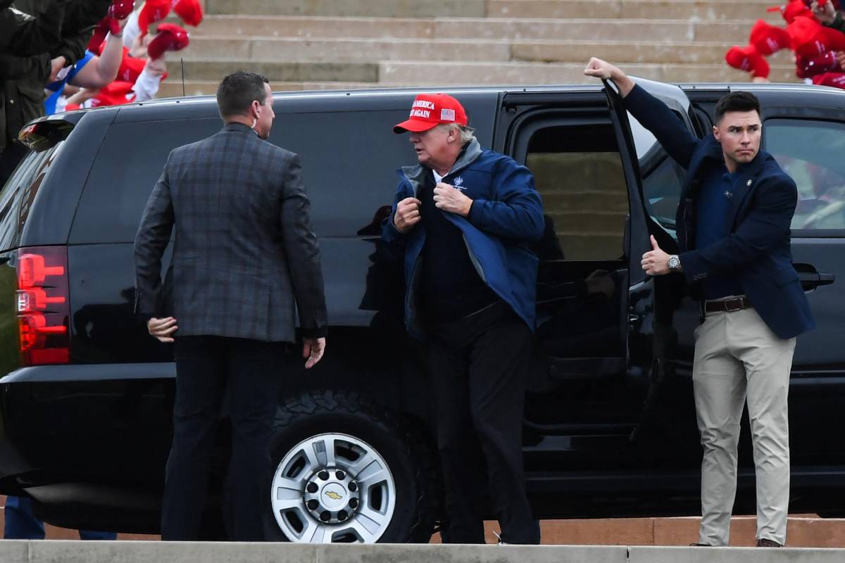 Trump tacha de “verguenza” el juicio que afronta por violación y difamación