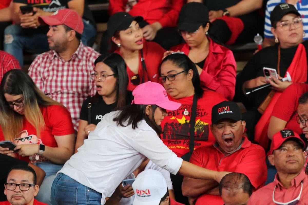 Reapariciones y respaldo a Rixi: las imágenes que dejó la asamblea de Libre en Tegucigalpa