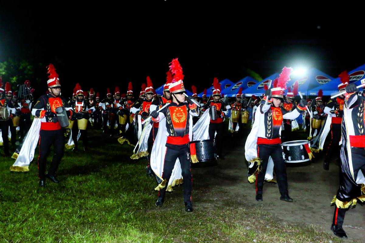 La banda independiente All Star Band de San Pedro Sula, el tercero.