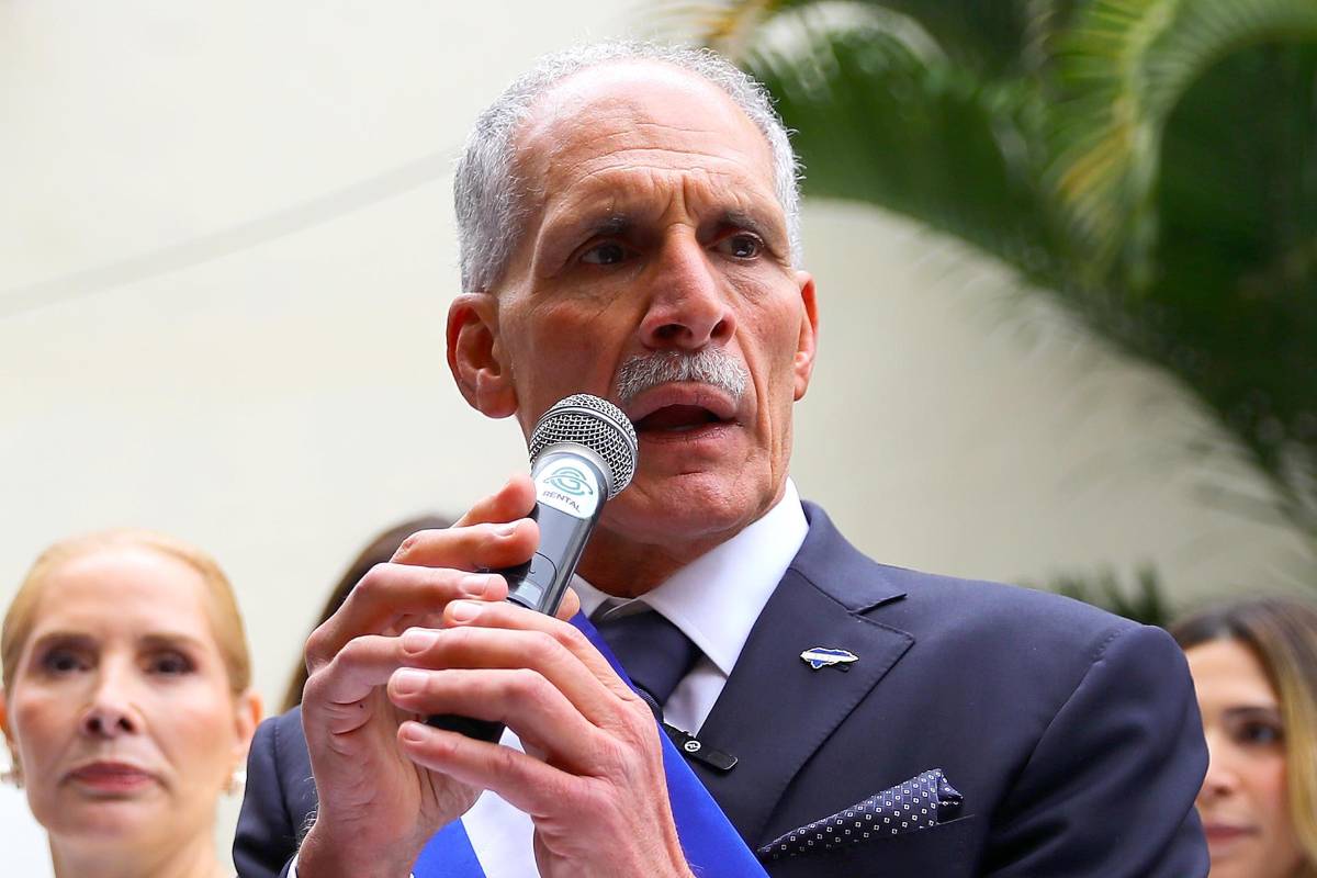 Así lucieron las guapas hijas de Nasry Asfura en la toma de posesión