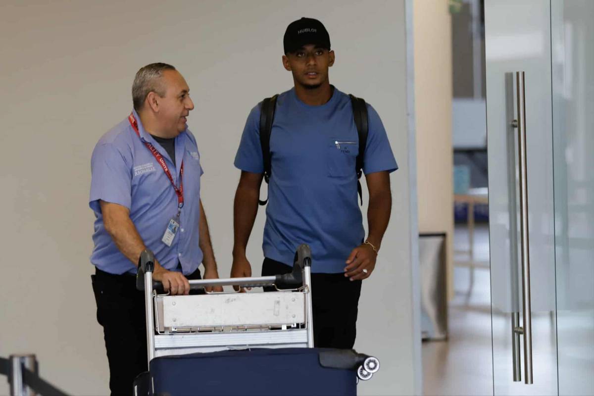 Supremo apareció y sorprendió a legionario; furor y así llegó Choco Lozano