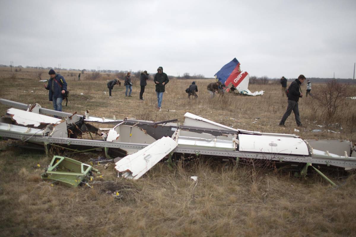 Cadena perpetua para dos rusos y un ucraniano culpables del derribo de MH17