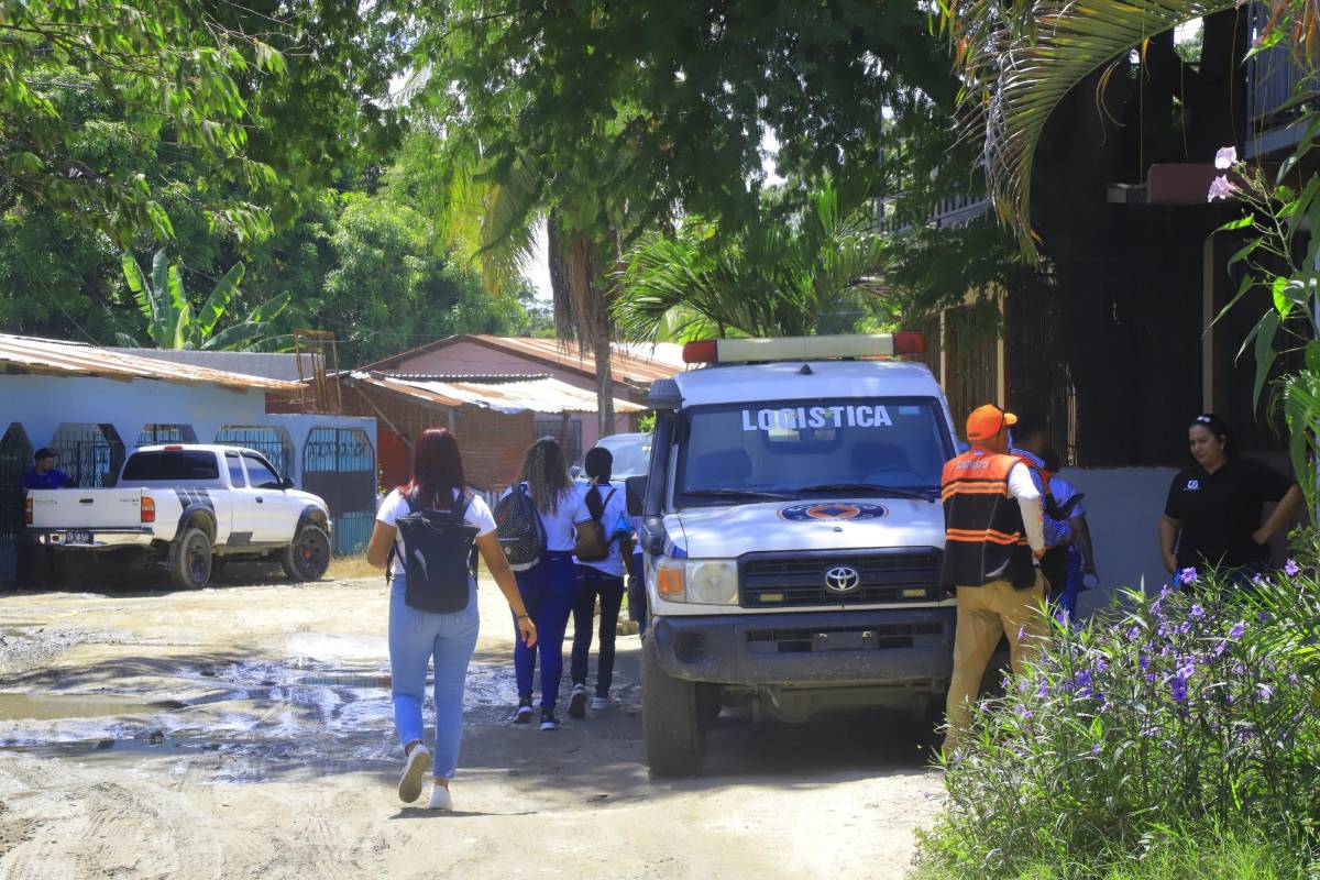 Parte del personal que estuvo en el megaoperativo.